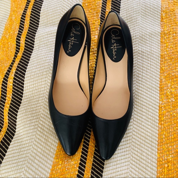 Cole Haan Black Heels with NikeAir technology - Picture 2 of 10